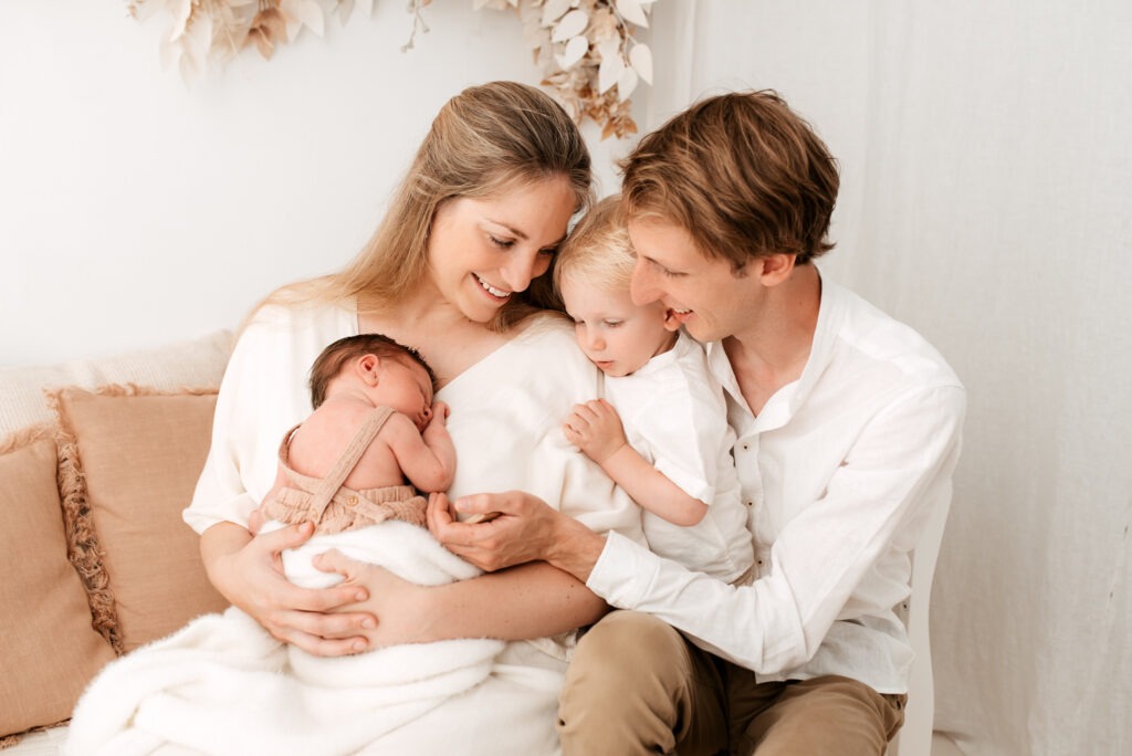 newbornshoot baby shoot newbornfotoshoot babyfotoshoot brugge oostende West-Vlaanderen oost-vlaanderen