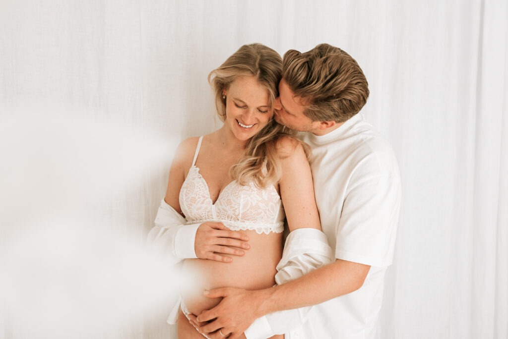 zwangerschapshoot zwangerschapsfotoshoot brugge West-Vlaanderen Oost-Vlaanderen oostende