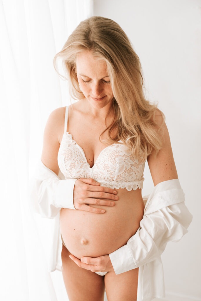 zwangerschapshoot zwangerschapsfotoshoot brugge West-Vlaanderen Oost-Vlaanderen oostende