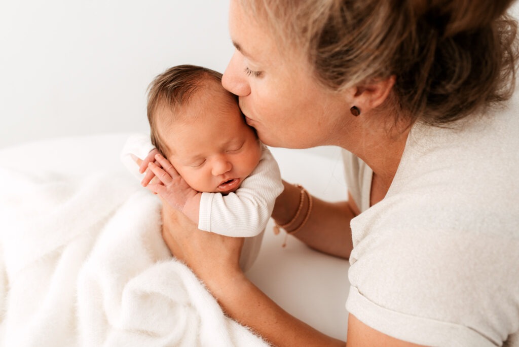 newbornshoot baby shoot newbornfotoshoot babyfotoshoot brugge oostende West-Vlaanderen oost-vlaanderen